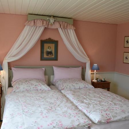 Bed & Breakfast Mit Charme- Aux2Platanes- Aussergewoehnlich Schoen Am Bodensee Salem  Exterior foto